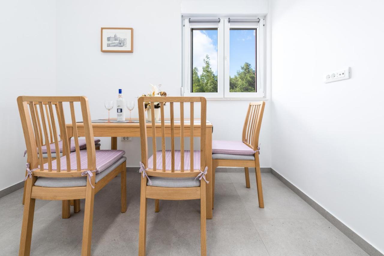 Apartments Matea ดูเช ภายนอก รูปภาพ